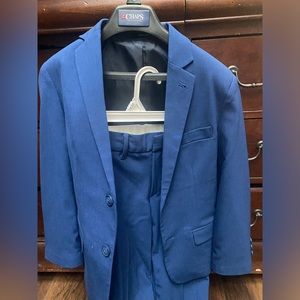 Chaps boys blue suit size 8